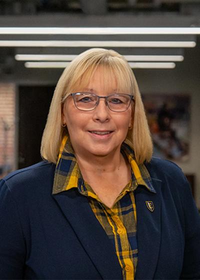 Photo of 
Denise Asbury
