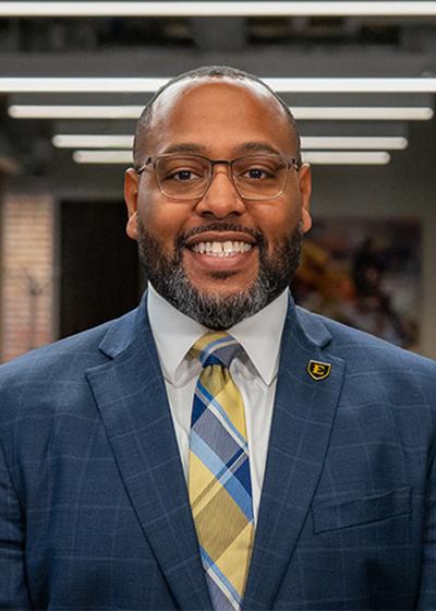 Photo of 
Zach Thompson '14
