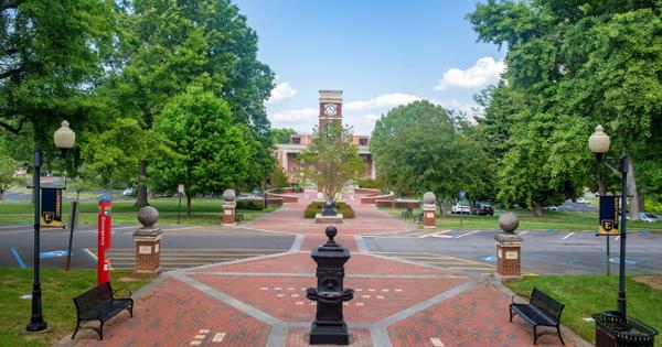 image for Visit the Campus