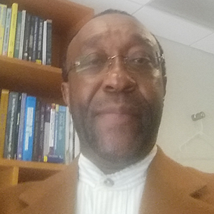 Photo of Tunde Akinmoladun