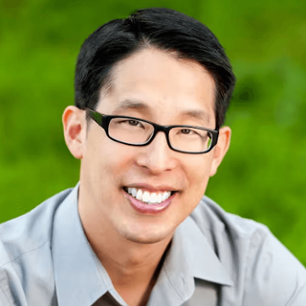 Photo of Gene Yang Cartoonist and Graphic Novelist