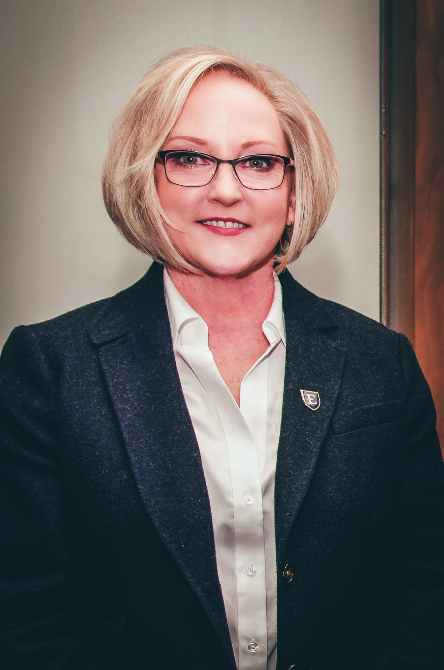 A head shot of Dr. Dena Evans