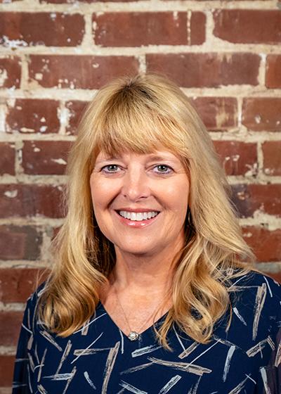 Photo of Mrs. Renee BaysLockhart '87 '89 Chair