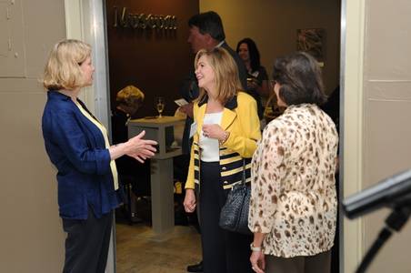 2 ladies chat with Congressman Marsha Blackburn